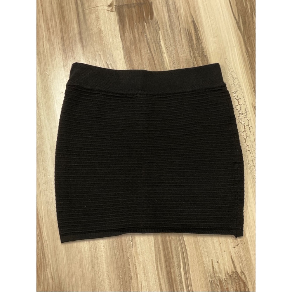 Derek Heart Textured Mini Skirt Acrylic Juniors Size M